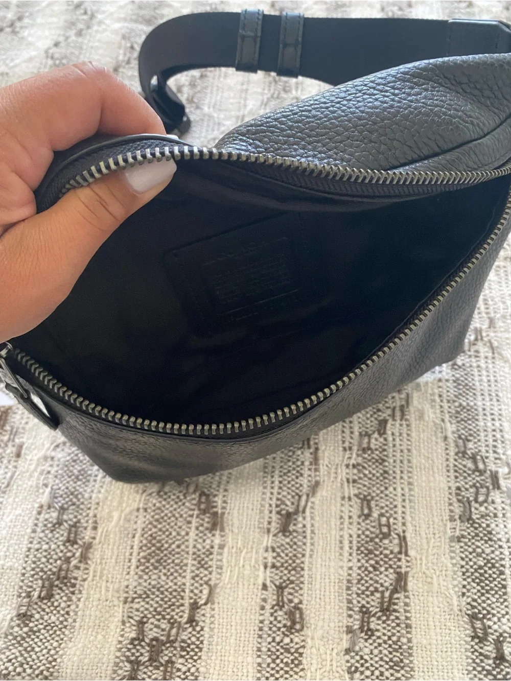 Coach Grande Black Pebbled Leather Belt Bag - Picture 3 of 9